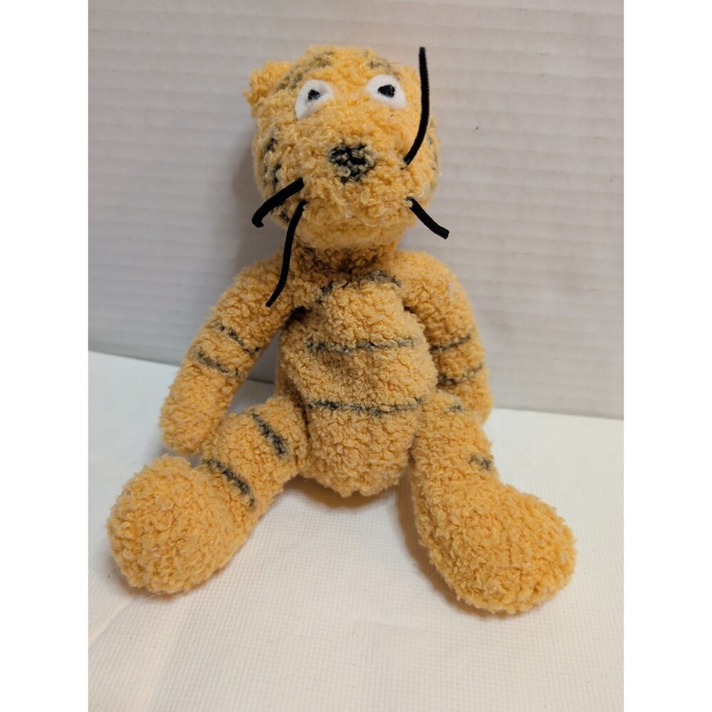 Vintage Disney Store Classic Tigger beanbag plush 8 Inch